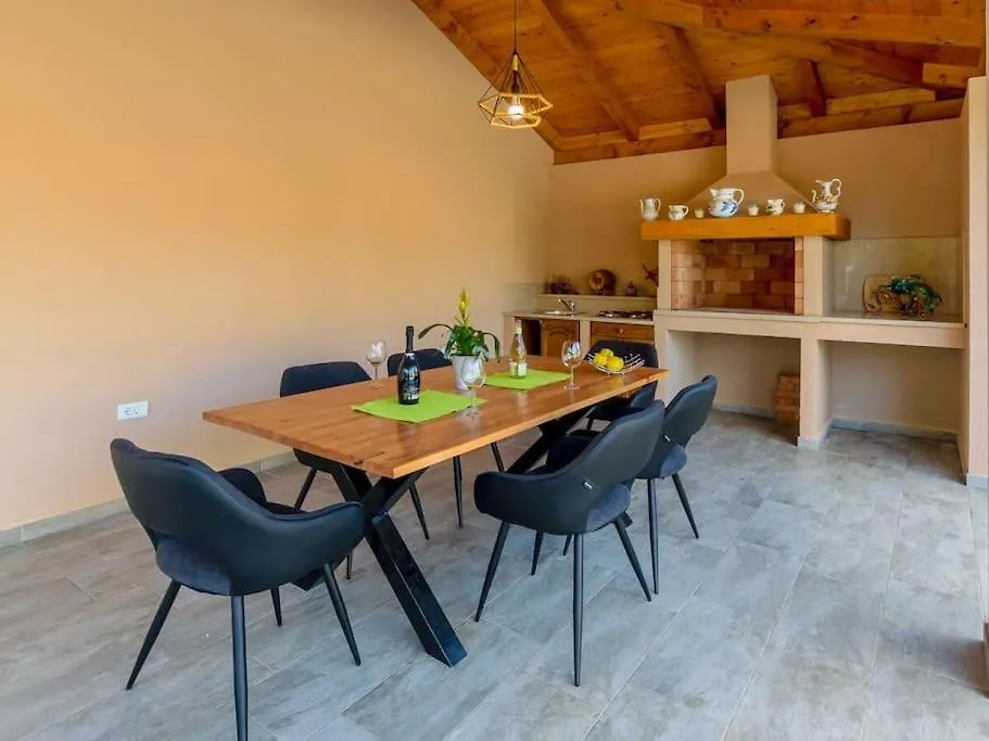 House Antonia By Istrialux Villa Svetvincenat